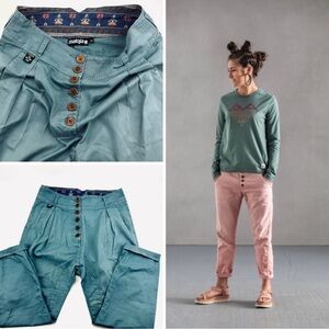 Maloja Button Fly Pleated Front Chino Pants Embroidered Logo Teal Blue Green